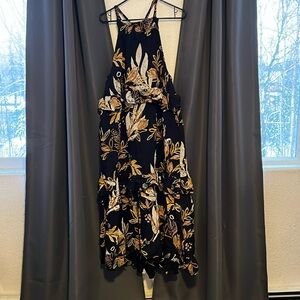 FREE PEOPLE!! NWOT Stunning floral long dress.